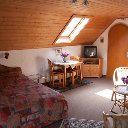 Appartamento Haus Am Wald - Urlaub Am Nationalpark Langweiler  Esterno foto